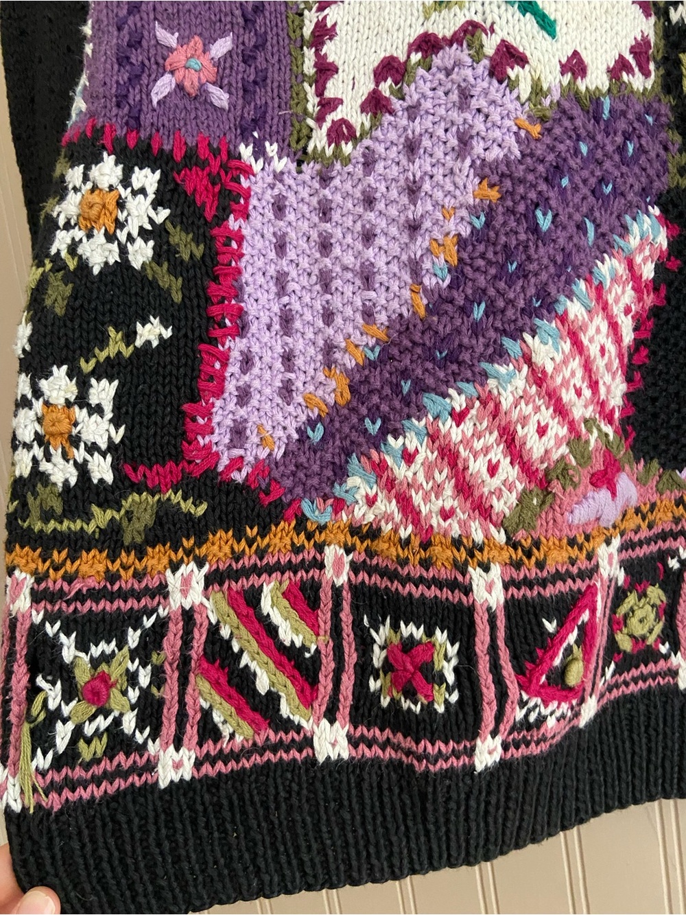 Signature by Northern Isles Knitted by Hand Colourful Sweater Women’s Size M - Picture 9 of 10